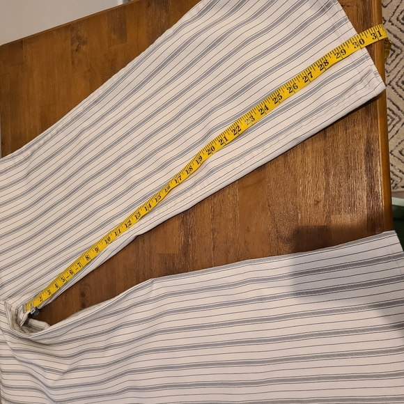 FRAME Denim Le Slim Palazzo Ivory Striped Jeans - Picture 8 of 10